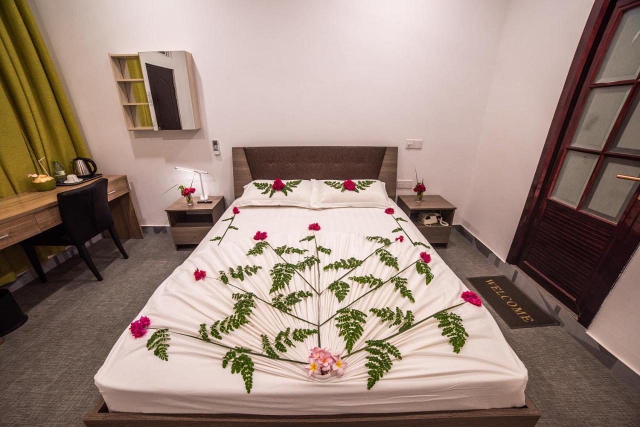 Dhangethi Inn Eksteriør billede