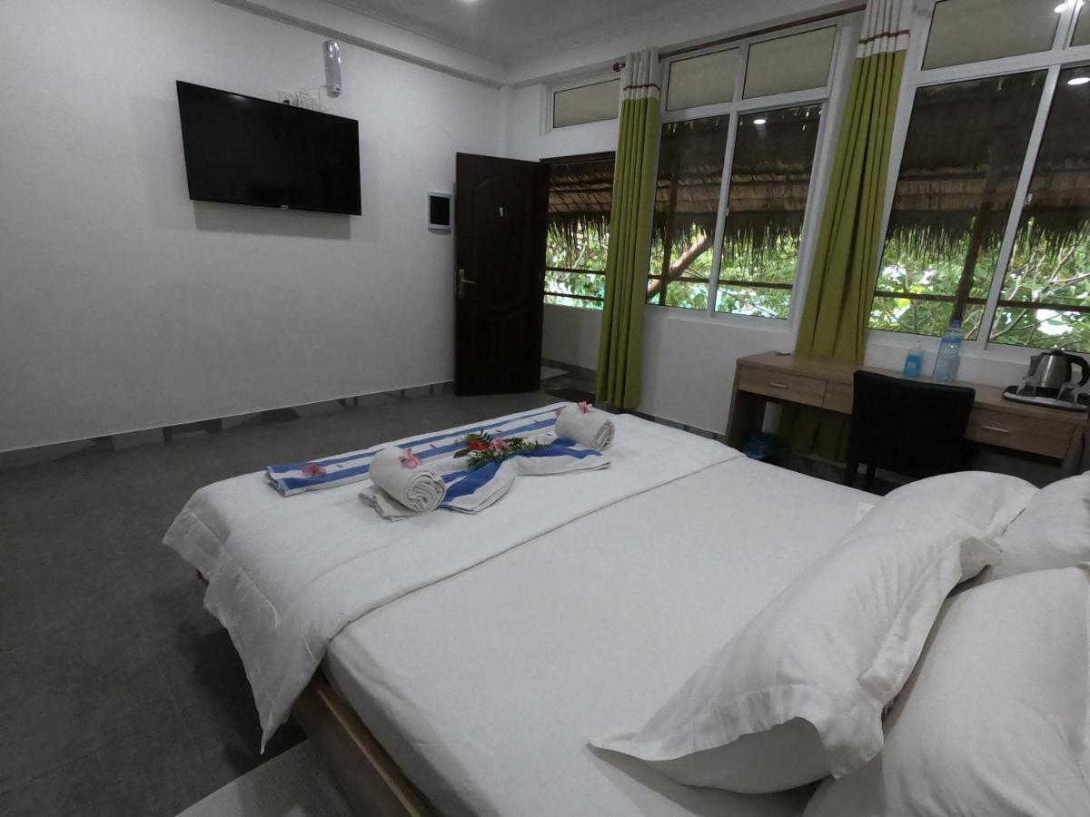 Dhangethi Inn Eksteriør billede